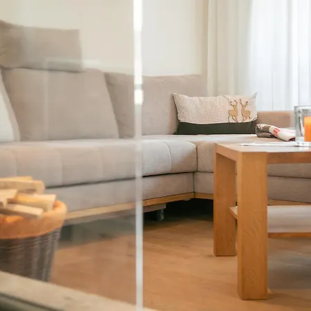 Ferienlandhaus Alpinum Appartamento *