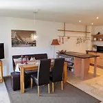 Ferienlandhaus Alpinum 公寓 *