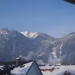 Ferienlandhaus Alpinum * 伦格里斯